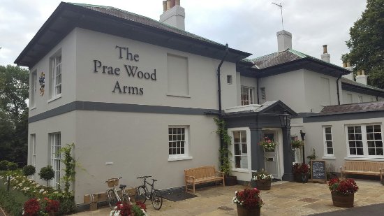 5 Best Pubs & Bars in St Albans-3
