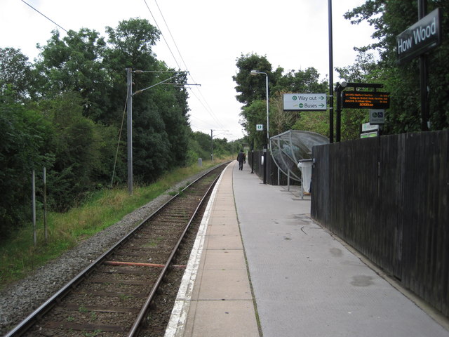 How Wood Train Station